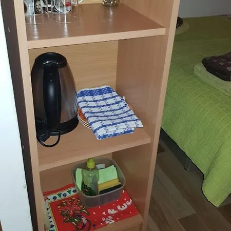 Gaestezimmer Fuer 2 Personen Ca 12 Qm In Tar-vabriga, Istrien Istrische Riviera * Frata