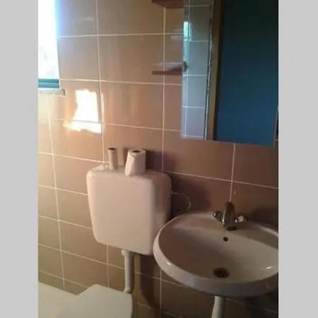 Gaestezimmer Fuer 2 Personen Ca 12 Qm In Tar-vabriga, Istrien Istrische Riviera Frata